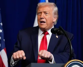 Imagem ilustrativa da imagem Trump: ataques vão continuar até que 'todos os nossos objetivos sejam atingidos'