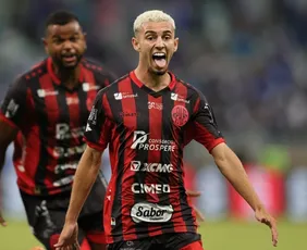 Imagem ilustrativa da imagem Cruzeiro perde no primeiro jogo de Tite