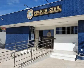 Imagem ilustrativa da imagem Homem é preso por ameaçar e agredir companheira e enteada em Cariacica
