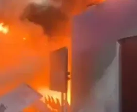 Imagem ilustrativa da imagem VÍDEO | Incêndio atinge pavilhão da COP30 e local é evacuado