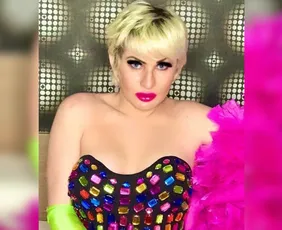 Imagem ilustrativa da imagem Influencer é presa por suspeita de abrir live e ficar nua em hotel de SP