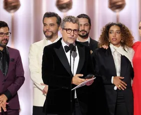 Imagem ilustrativa da imagem Kleber Mendonça Filho comemora indicações de 'O Agente Secreto' ao Bafta