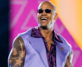 Imagem ilustrativa da imagem Léo Santana aposta no pagodão. Veja este e outros lançamentos