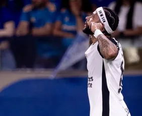 Imagem ilustrativa da imagem Memphis decide, Corinthians bate Cruzeiro e tem vantagem na Copa do Brasil