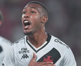 Imagem ilustrativa da imagem Ponte para a Espanha: jornais apontam interesse do Real Madrid por joia do Vasco