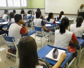 Imagem ilustrativa da imagem Professores temporários terão contratos renovados no fim do ano no ES