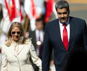 Imagem ilustrativa da imagem China pede aos EUA a liberação imediata de Nicolás Maduro e esposa