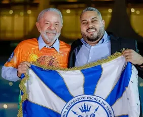 Imagem ilustrativa da imagem Sambas do Rio homenageiam até Lula e não arrebatam