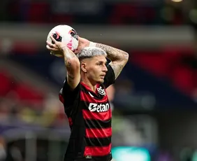 Imagem ilustrativa da imagem Varela ganha força no Flamengo contra o Mirassol pelo Brasileirão