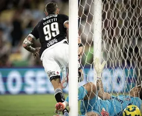 Imagem ilustrativa da imagem Vasco vence Fluminense de virada na primeira partida da semifinal da Copa do Brasil