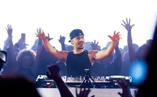 Imagem ilustrativa da imagem Atrações na última semana de novembro: Festival, Theatro Carlos Gomes e shows