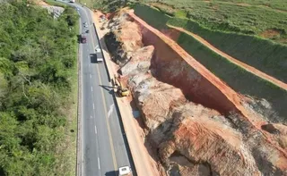 Imagem ilustrativa da imagem Ecovias suspende interdição para desmonte de rochas no km 246 na Serra