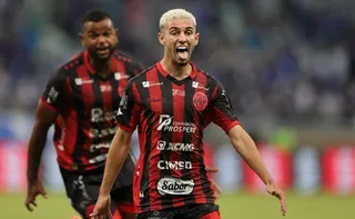 Imagem ilustrativa da imagem Cruzeiro perde no primeiro jogo de Tite