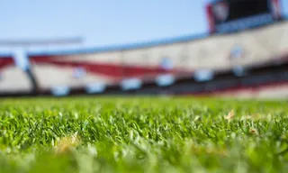 Imagem ilustrativa da imagem Abril despedaçado