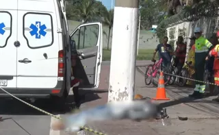 Imagem ilustrativa da imagem Motociclista morre após bater em poste na BR-101 na Serra