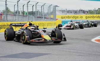 Imagem ilustrativa da imagem Norris, Verstappen ou Piastri: veja as contas para a decisão do título da F-1 2025