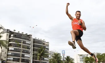 Imagem ilustrativa da imagem ⁠Tribuna Ruas da Cidade: participantes fazem últimos ajustes antes da corrida