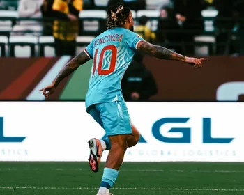 Imagem ilustrativa da imagem República Democrática do Congo vence Benim em estreia da Copa Africana