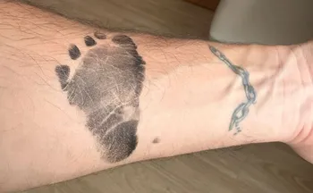 Imagem ilustrativa da imagem Arrascaeta, do Flamengo, anuncia o nascimento do filho, Milano