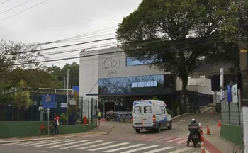 Imagem ilustrativa da imagem Surto no Santa Rita: 123 casos ainda estão em investigação