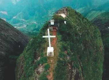 Imagem ilustrativa da imagem Cruzeiro Alto Liberdade: Destino de fé, natureza e 2.166 degraus em Marilândia