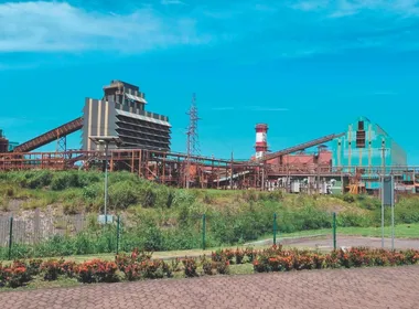 Imagem ilustrativa da imagem Samarco começa a abrir este ano 4 mil vagas para retomar produção