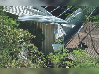 Aventura nas páginas de A Tribuna