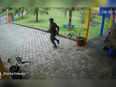 Imagens de câmeras de segurança obtidas pela polícia mapearam uma chamada 'rota etílica'