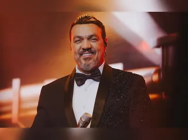 Madeleine Kinsella é autora do best-seller Os Delírios de Consumo de Becky Bloom