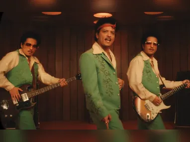 Cantor Thiaguinho lança 25º CD da carreira