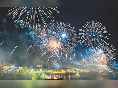 perder o controle da moto aquática e cair no mar.

Eles foram localizados na Baía do Espírito Santo, na direção da Ilha do Boi, em Vitória, em uma boia de sinalização