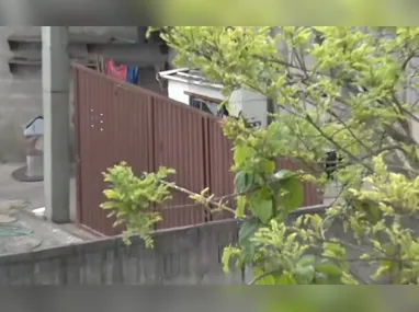 Câmeras de segurança registraram o momento do assalto