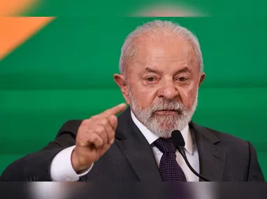 Imagem ilustrativa da imagem Lula diz que fim de sanção a Alexandre de Moraes é bom para o Brasil