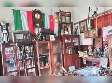 Nova unidade do Carvoeiro Brasa & Bar chega à Rota da Ferradura, em Guarapari, com foco em carnes defumadas e pratos para compartilhar