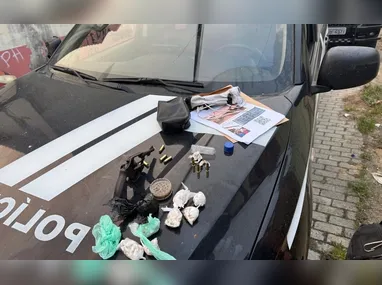 Imagem ilustrativa da imagem Operação com mais de 100 policiais mira tráfico de drogas em São Mateus