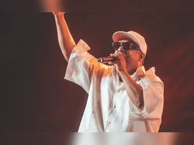 Karolla toca no centro de Vitória