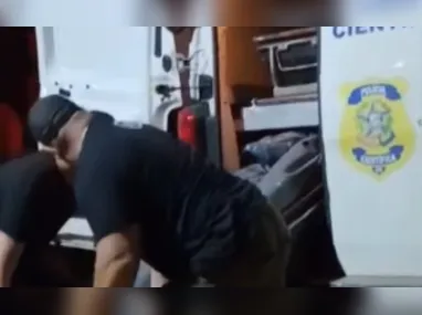 O furto de energia é crime previsto no artigo 155 do Código Penal Brasileiro, com pena de reclusão de 1 a 4 anos e multa