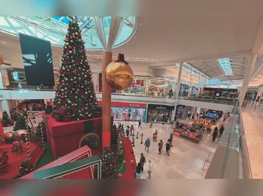 O apresentador Camargão foi quem sorteou os dois ganhadores da promoção durante transmissão do Tribuna Notícias 1ª Edição, da TV Tribuna/Band