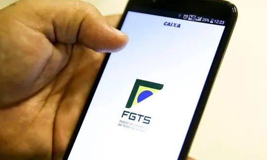Imagem ilustrativa da imagem Ministério do Trabalho antecipa liberação de saque do FGTS para 14 milhões