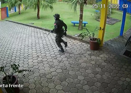 Imagem ilustrativa da imagem Atirador de escolas em Aracruz é solto após 3 anos