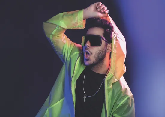 Imagem ilustrativa da imagem Pré-Carnaval capixaba traz Tomate à Praia de Camburi neste domingo