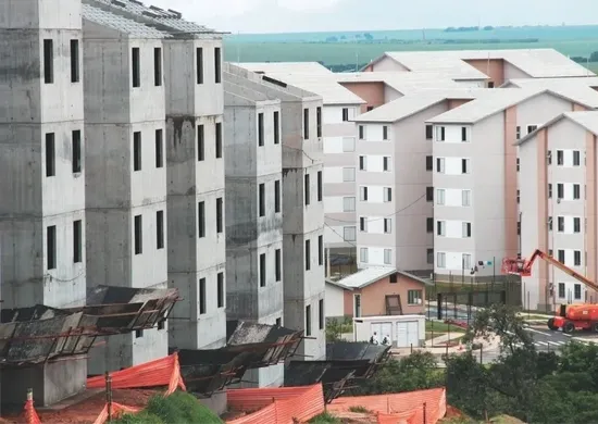 Imagem ilustrativa da imagem Governo avalia Minha Casa, Minha Vida para quem ganha até 21 mil