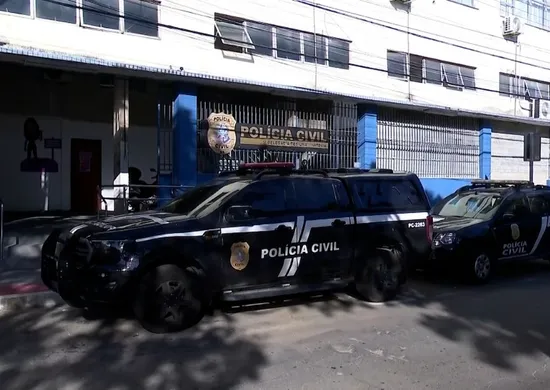Imagem ilustrativa da imagem Homem é preso após invadir casa de policial militar em Vitória