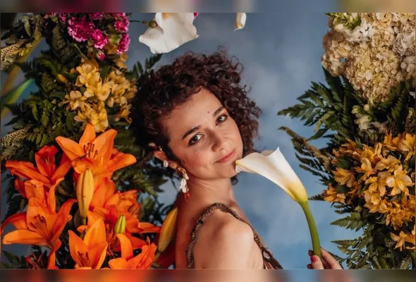 Aline Maria gravou “Bruta-Flor” com participação de vários músicos