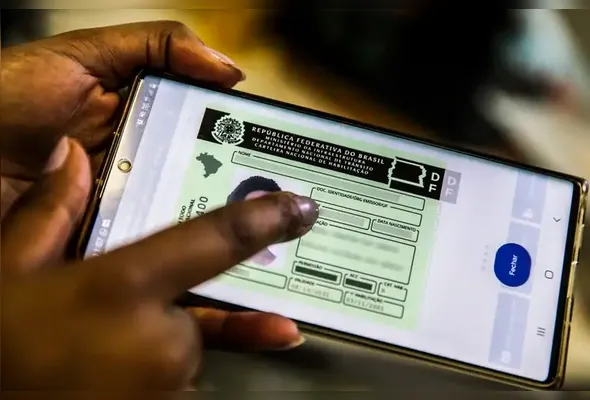 Imagem ilustrativa da imagem CNH terá renovação automática e gratuita para 'bom condutor', anuncia ministro