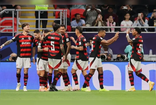 Danilo, do Flamengo, comemora após marcar seu gol durante a partida contra o Pyramids, válida pela Copa Intercontinental da Fifa, realizada no estádio Ahmad bin Ali, em Al Rayyan, em Doha, no Catar, neste sábado, 13 de dezembro de 2025
