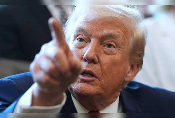 A pouco mais de sete meses das eleições de meio de mandato, Trump tentou tranquilizar os americanos