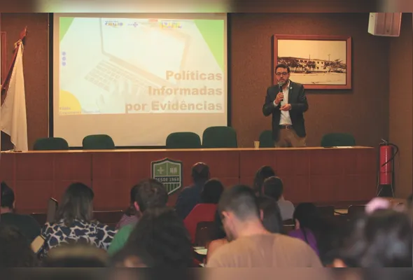 Palestra na última edição do Simpósio Internacional em Políticas Públicas e Desenvolvimento Sustentável
