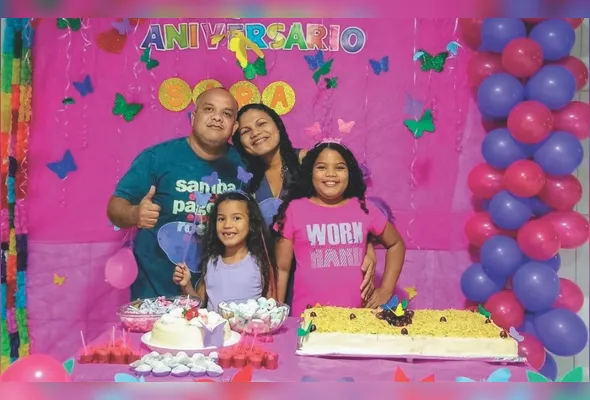 Denis Carlos Rolim, Valdenice Alves de Oliveira e as duas filhas do casal, Débora Vitória e Sara Cristina, morreram no acidente