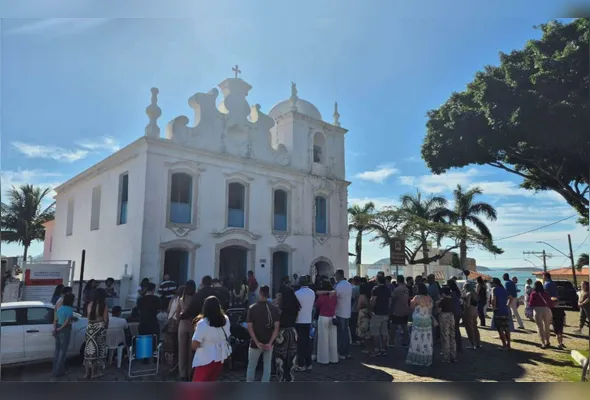 Antiga matriz Nossa Senhora da Conceição, em Guarapari, onde haverá missas em honra à padroeira 
nesta segunda-feira